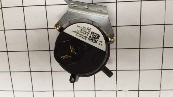 B1370126 Air Pressure Switch B13701-26