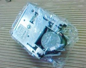 Whirlpool WP387402 Hinge